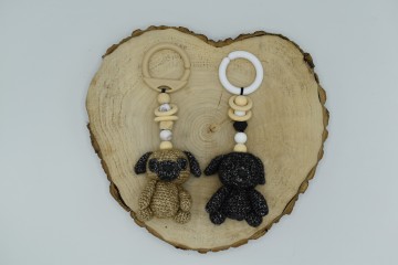 Maxicosihanger mopshond